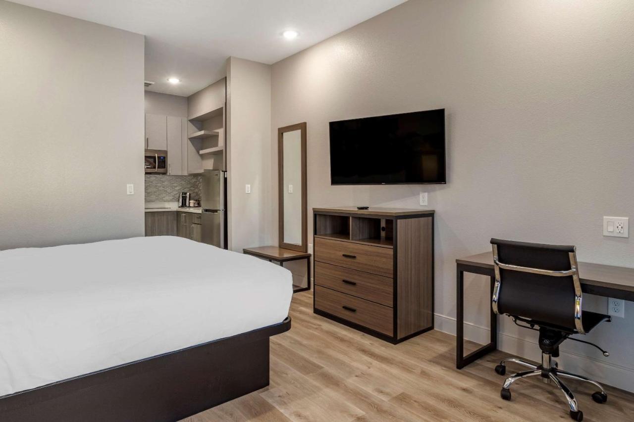Clarion Pointe Port Arthur-beaumont South Hotel 2*